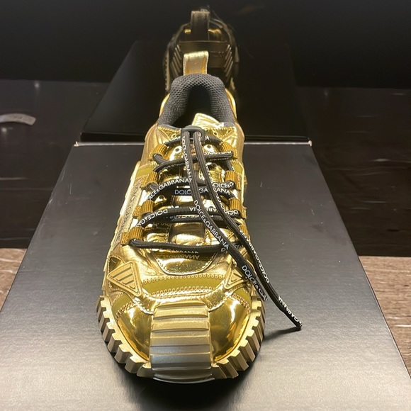 Gold Dolce and Gabbana sneaker, size 41, - Picture 4 of 6